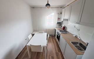 Apartament 4 camere 128 mp utili, centru Floresti - Poză 3
