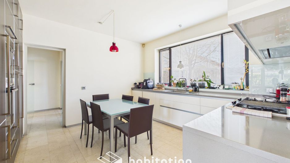 Vilă exclusivistă | 275 mp utili | Teren 700 mp | Garaj & Terasă - Poză 31