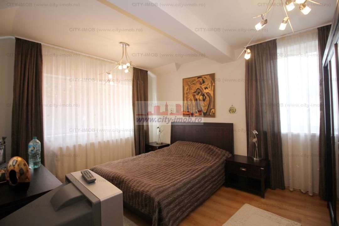 Vanzare Vila SINAIA - Poză 12