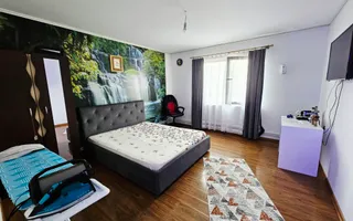 Vila 6 camere la intrare in Dobreni - Poză 12