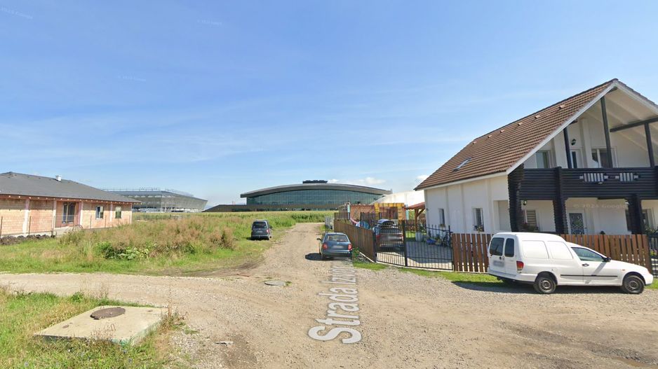 Teren extravilan 1450 M² în apropiere de Sepsi Arena - Poză 3