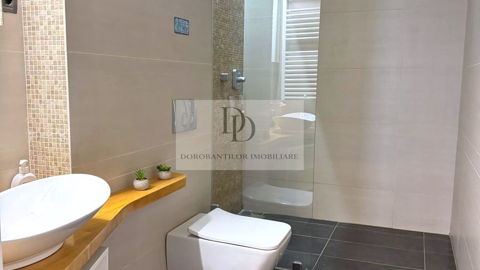 Duplex modern cu 4 dormitoare, Sală de fitness și 2 parcări – Europa - Poză 19