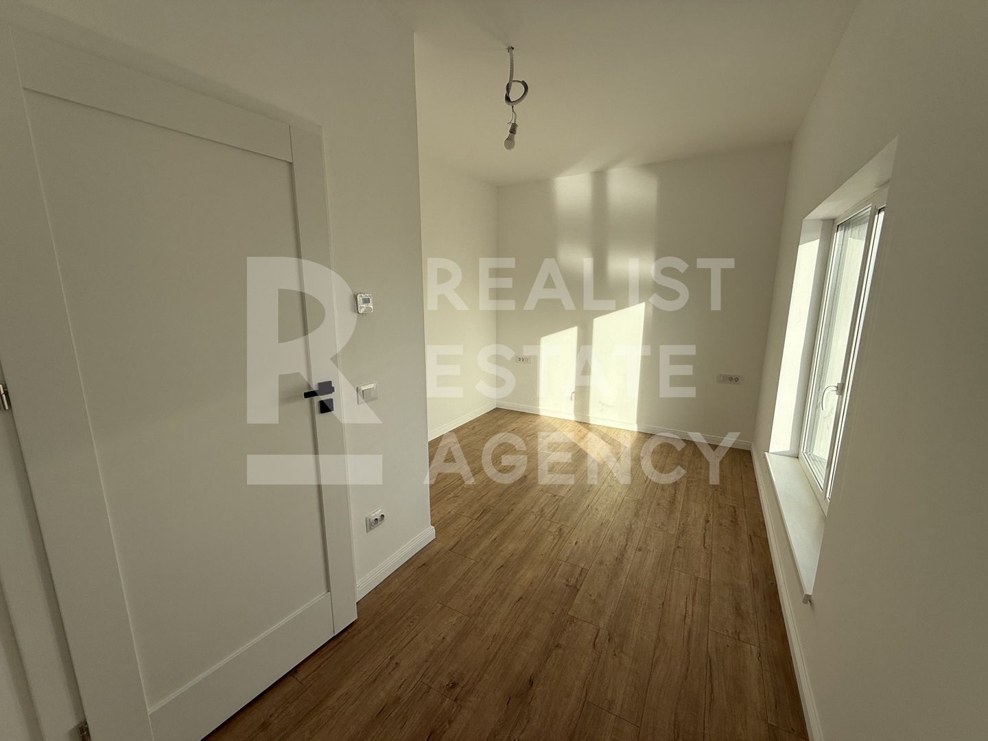 Vânzare, casă modernă, 5 camere, Valea Adâncă, Iași - Poză 7