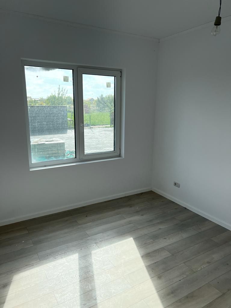 Apartament 2 camere cu curte proprie si loc de parcare - Poză 17