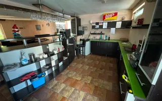 DE INCHIRIAT - SPATIU COMERCIAL CHIAR IN FATA PRIMARIEI SNAGOV - Poză 12