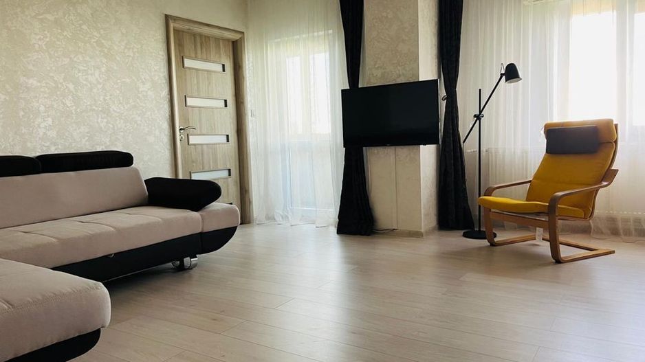 Apartament cu 3 camere  de inchiriat  Aviatiei - Poză 2