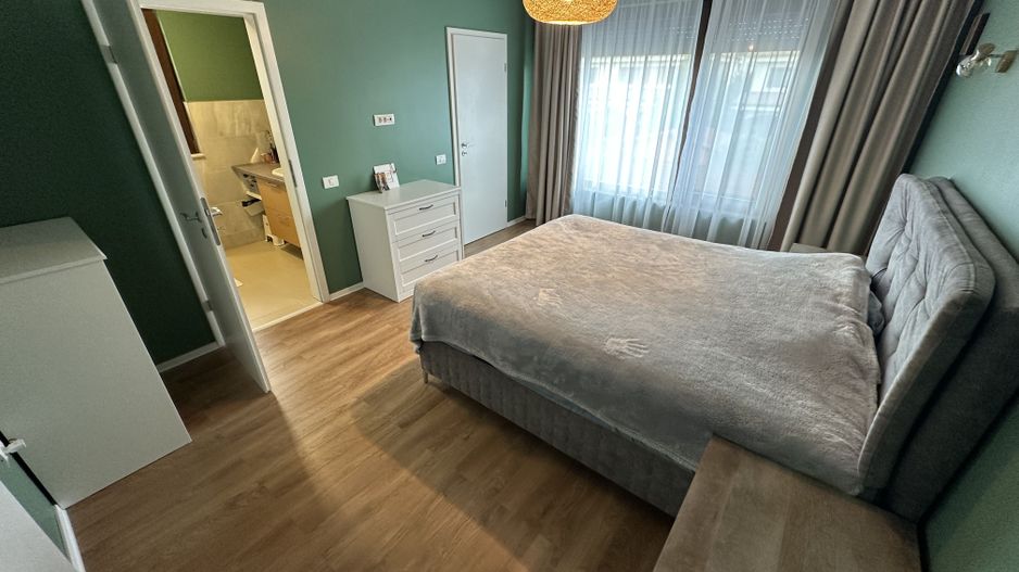 Duplex cu 5 camere de vanzare  în zona Aradului - Poză 36