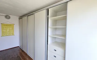 0 % comision, casa individuala 4 camere, 400 mp teren cartier Bulgaria - Poză 15