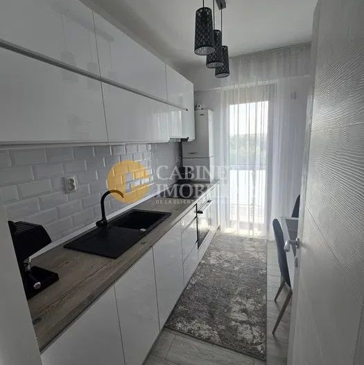 2 Camere Decomandat - Etaj  1 - Bloc 2019 - loc de parcare - Poză 3