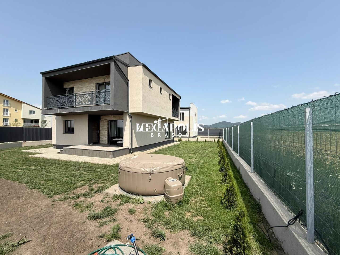 Casa P+E | Sanpetru | Mobilata si Utilata | Teren 410mp | Jacuzzi - Poză 4