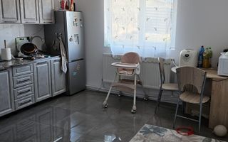 Casă de vânzare în Moșogea, Iași - 143 mp, teren 1000 mp - Poză 1