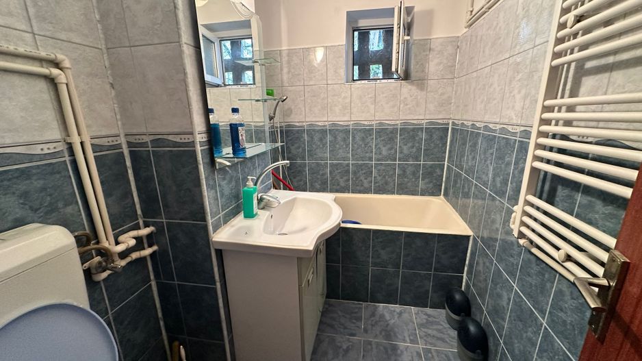 Apartament 2 camere, central, parter – Giurgiu - Poză 3