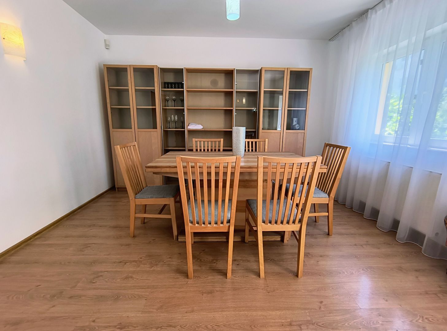 Vila Complex The CLASS,- rond OMV Pipera- curte - Poză 8