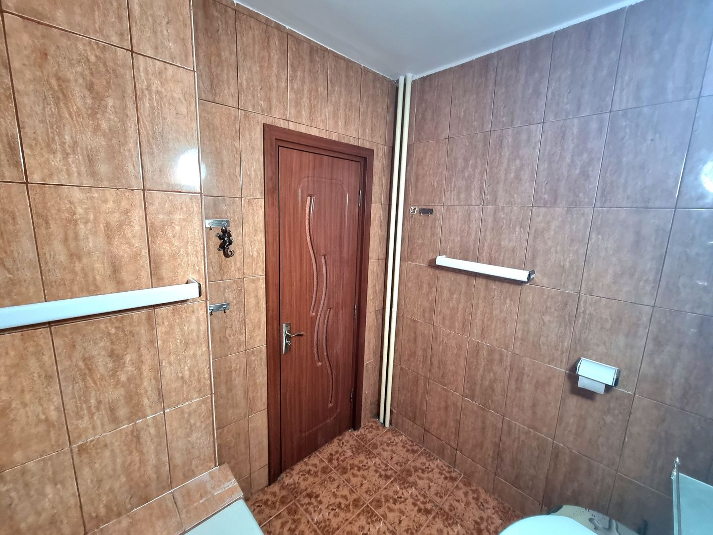 2 camere, 57 mp., Calea Martirilor, et.5/10, lift, termoizolație - Poză 11