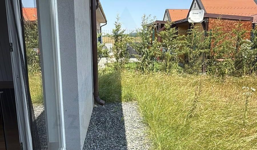 Casă duplex mobilat utilat 3 camere 2 bai teren 288 mp in Tălmaciu - Poză 17