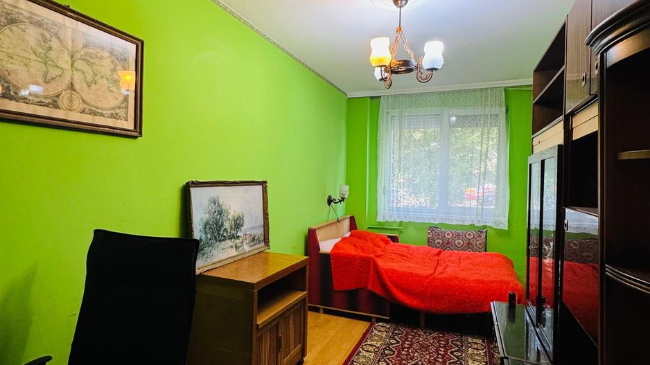 Apartament cu 3 camere pe str. Aluminei langa Liceul Ortodox - Poză 8