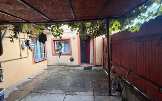 Garsonieră de vânzare | Sibiu, Vasile Aaron | curte 30 mp - Poză 3