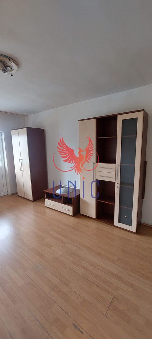 Apartament 3 camere, vis-a-vis de Polivalenta! - Poză 2