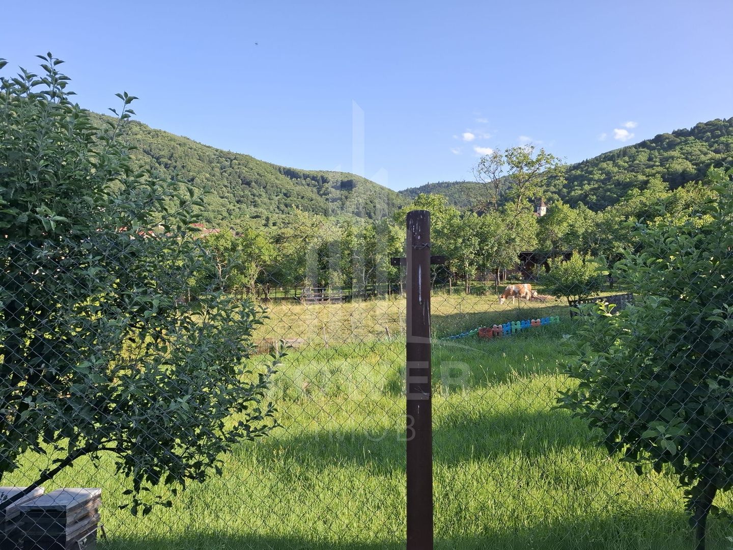 Casă tradițională de vânzare în Fântânele- vedere superba spre munti - Poză 17