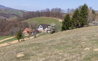 Teren intravilan în Poiana Mărului, 3.791 mp cu priveliste panoramica - Poză 13