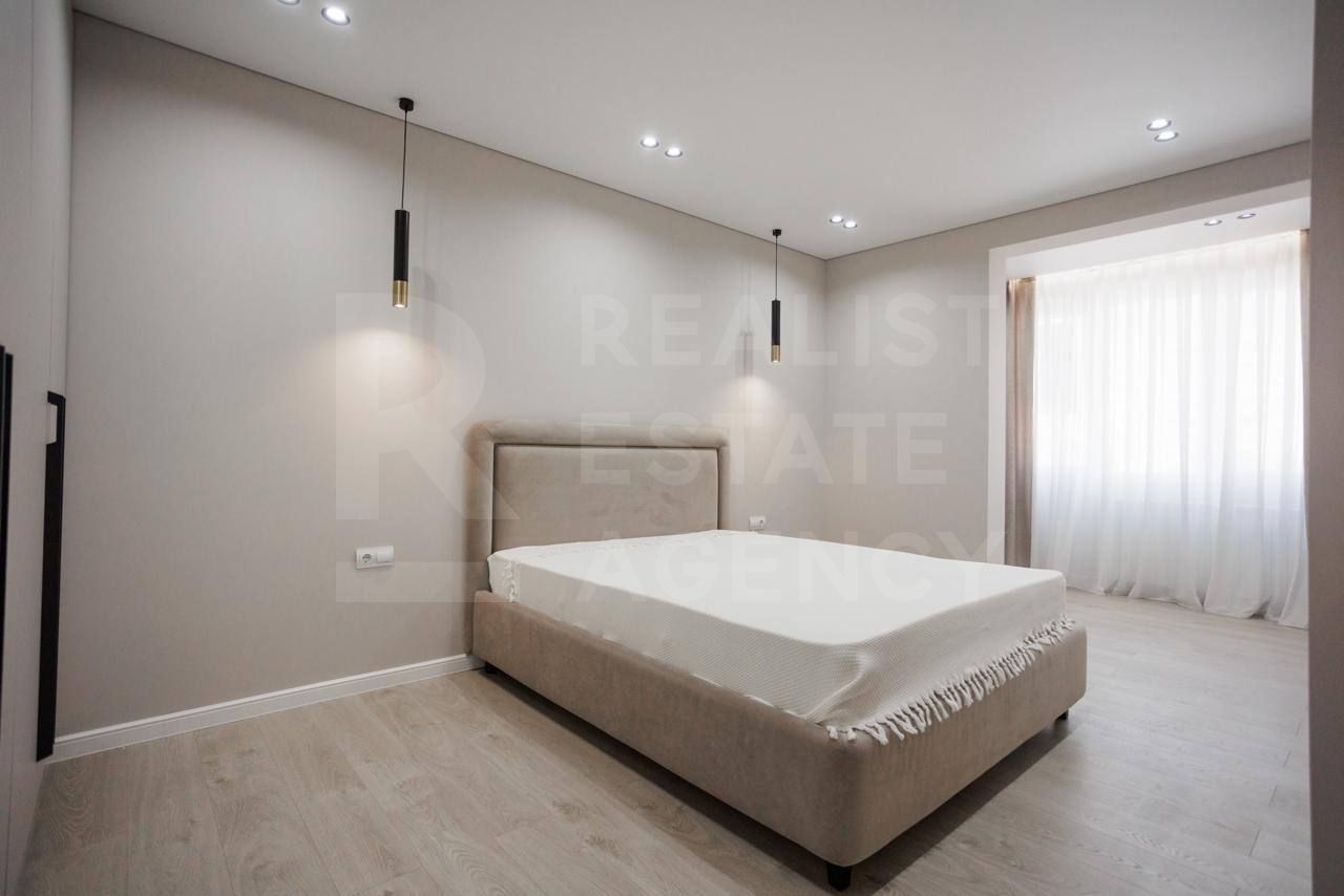 Vânzare, apartament, 2 odăi + living, str. Ion Buzdugan, Buiucani - Poză 11