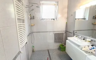 ​Apartament 3 Camere | Cotroceni | Parcare & Curte Verde Interioară - Poză 11