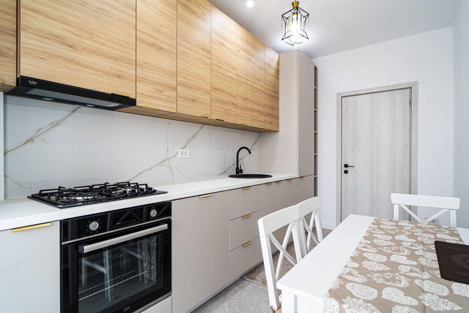 De inchirait, 2 camere, etaj 8 din 11, mobilat-utilat, Metrou Valea Ialomitei - Poză 8