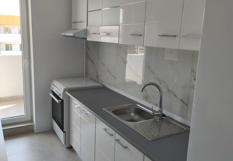 Inchiriez garsoniera metrou Berceni-Centrala proprie - Poză 3