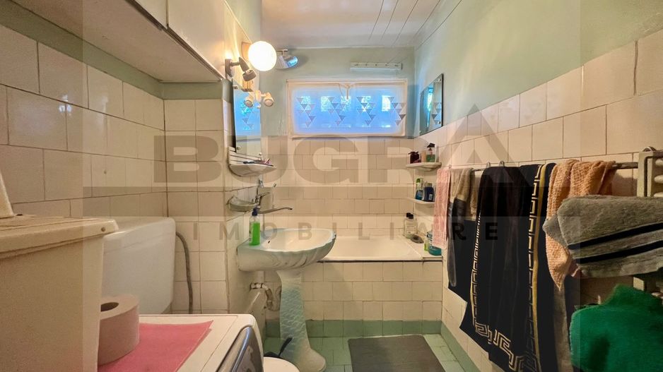 Apartament de 4 camere, 79mp, etaj intermediar, zona "La Terenuri" - Poză 14