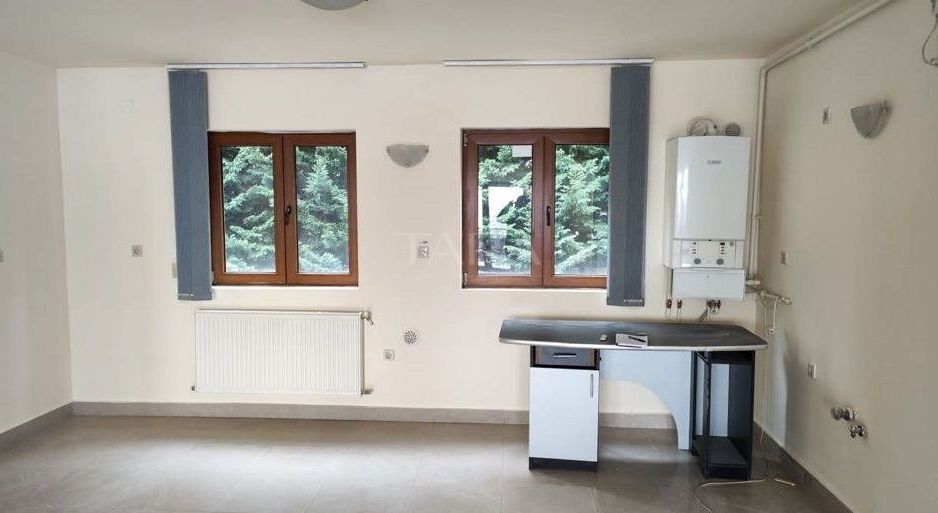 Apartament cu 4 camere de inchiriat in Zorilor - Poză 2