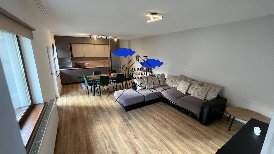 Casa recent renovata in zona centrala - cu loc de parcare si garaj - Poză 7