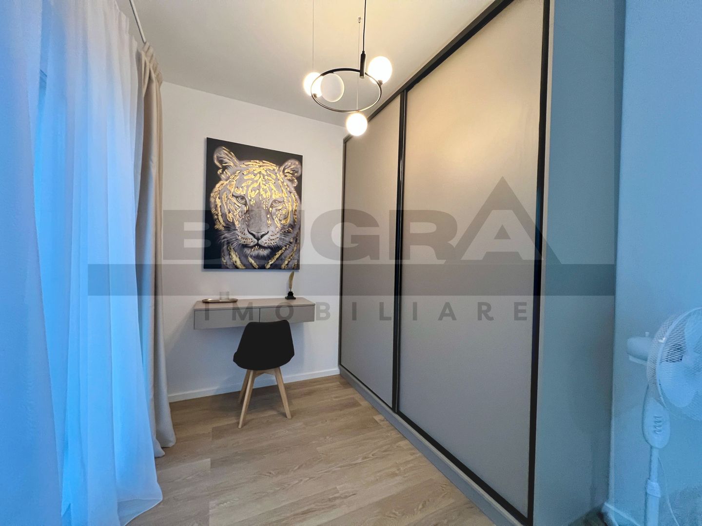 Casa individuala, 100mp utili, 350 curte, zona OMV - Poză 10