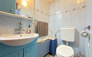 Apartament cu 3 camere | 2 bai | 69 mp | Cetate - Mercur - Poză 3