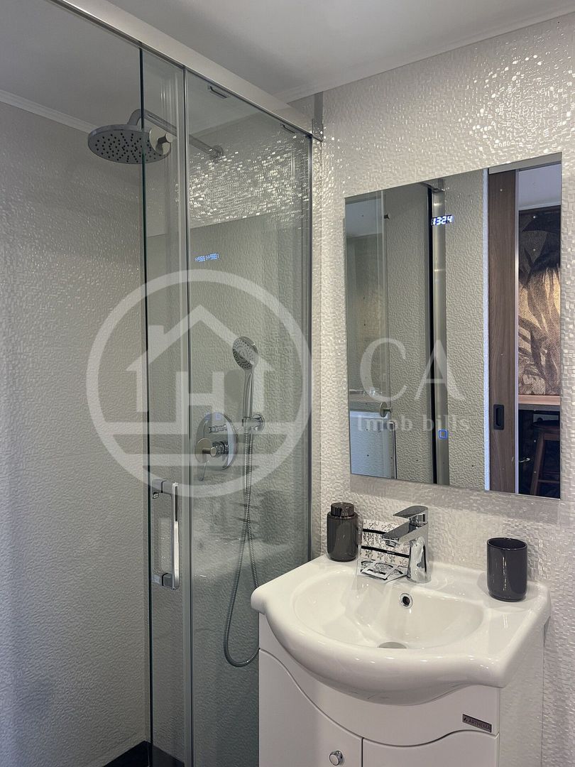 Garsoniera moderna de inchiriat ultracentral Oradea - Poză 3