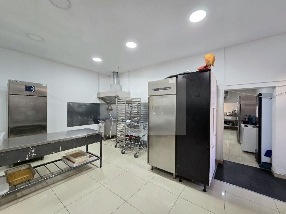 Vanzare spatiu comercial-Ultracentral-CLUJ- 86.7mp, 1.200€/lună Chirie - Poză 11