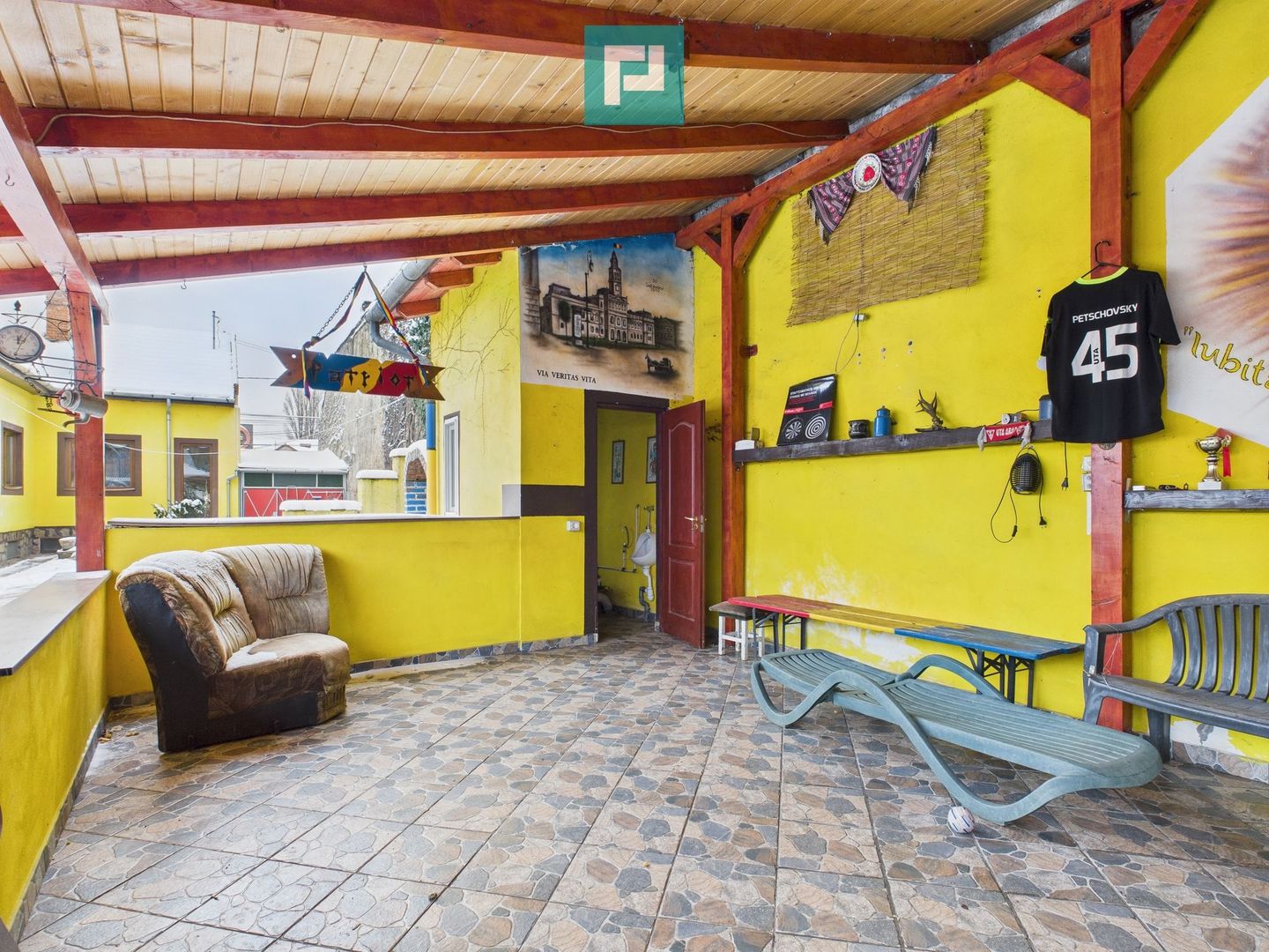 Casă cu 4 camere în zona Parneava - Poză 21