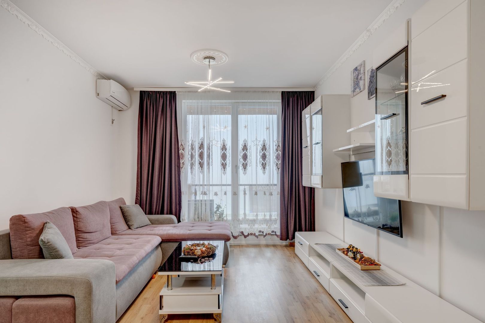 Apart. 3 cam. Decom.+2 Bai+2 Parcări ! Adora Urban Village ! - Poză 3