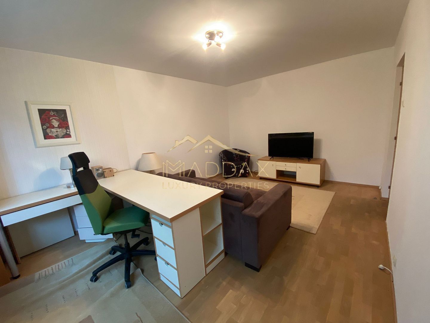 Apartament renovat cu 2 camere langa metrou de închiriat - Poză 5