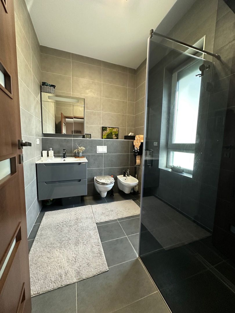 Duplex despărțit prin carpot - Poză 22