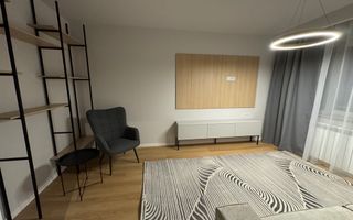 Apartament de închiriat – 2 camere, renovat, vedere panoramică - Poză 1