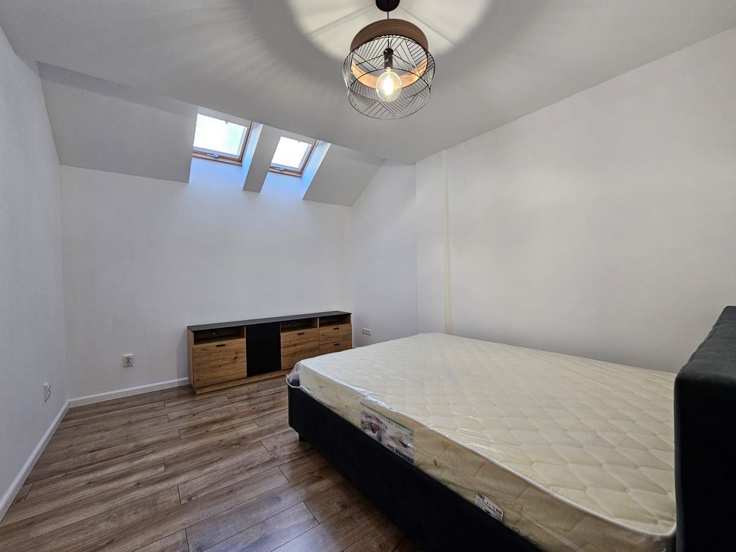 Apartament 2CAM 63MP RAMADA Calea Turzii - Loc de parcare - Poză 8