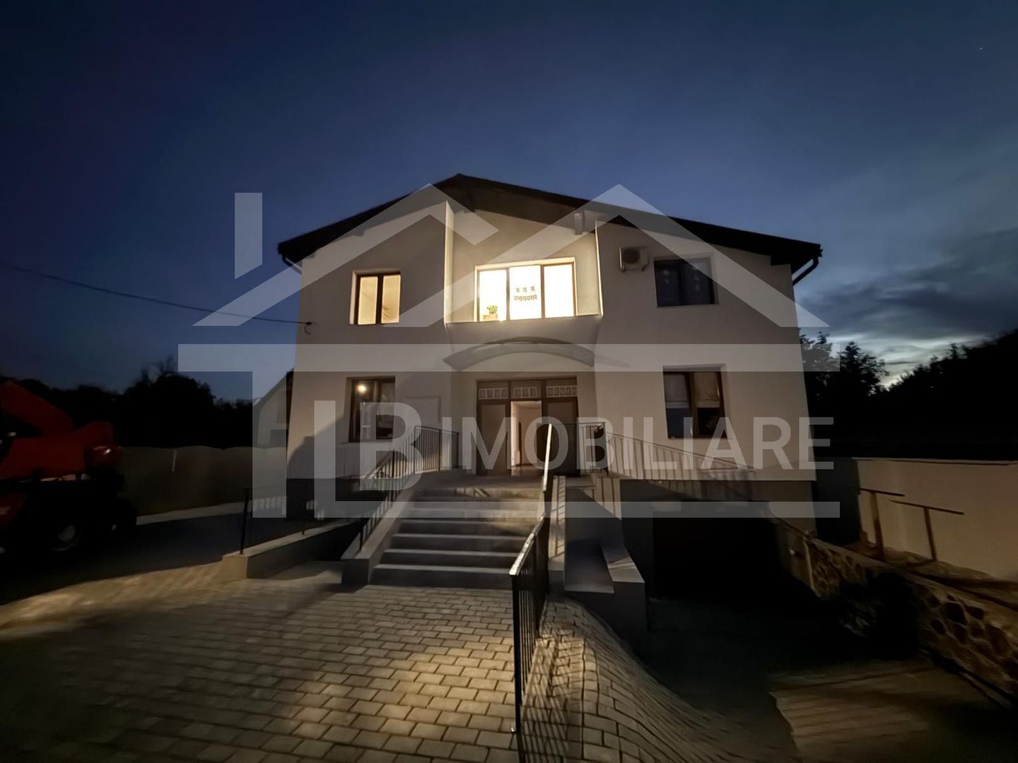 Casa individuala, 10 camere, 753mp, Zona Sancraiu de Mures - Poză 6