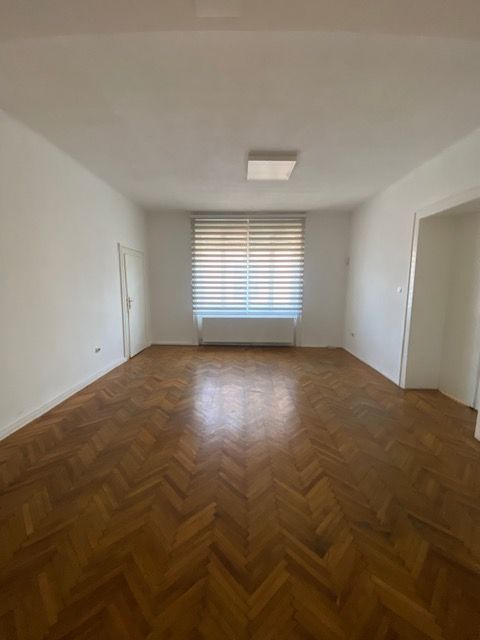 Spatiu de birou zona centrală - Poză 17