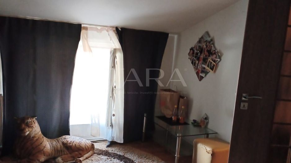 Casa insiruita de vanzare cu 4 camere in zona Centrala - Poză 9