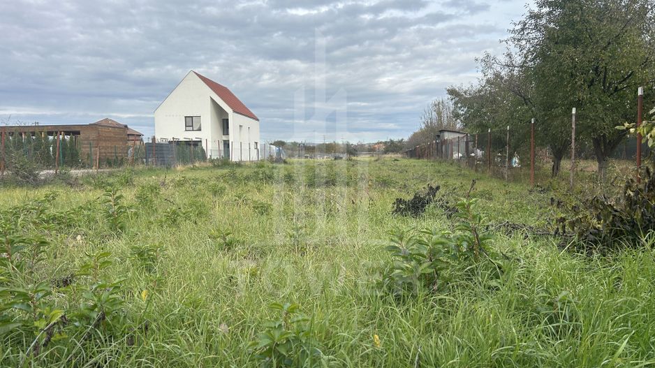 Teren intravilan exclusiv de vânzare în Sibiu - Poză 2