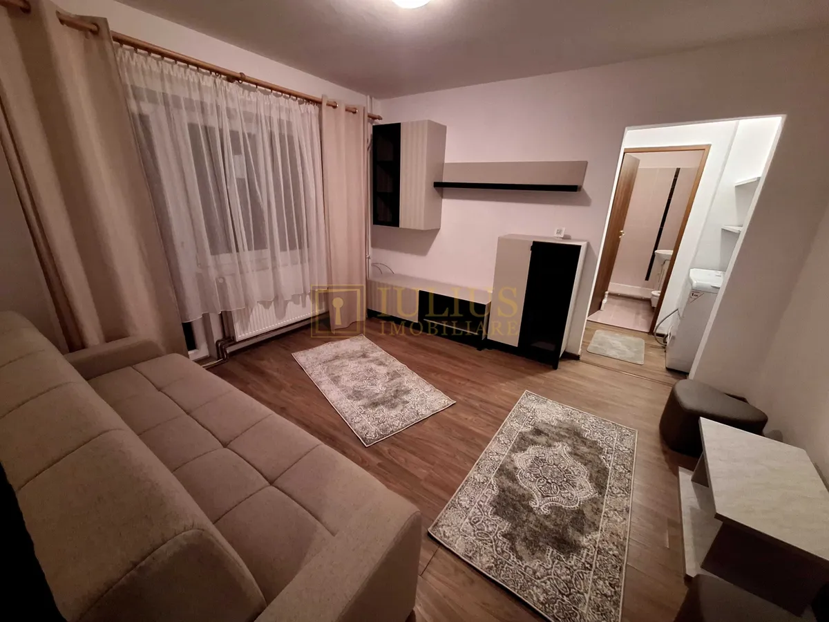 2 camere| Torontalului| centrala proprie| etaj 1| 5 minute de Iulius MALL — fotografia 1