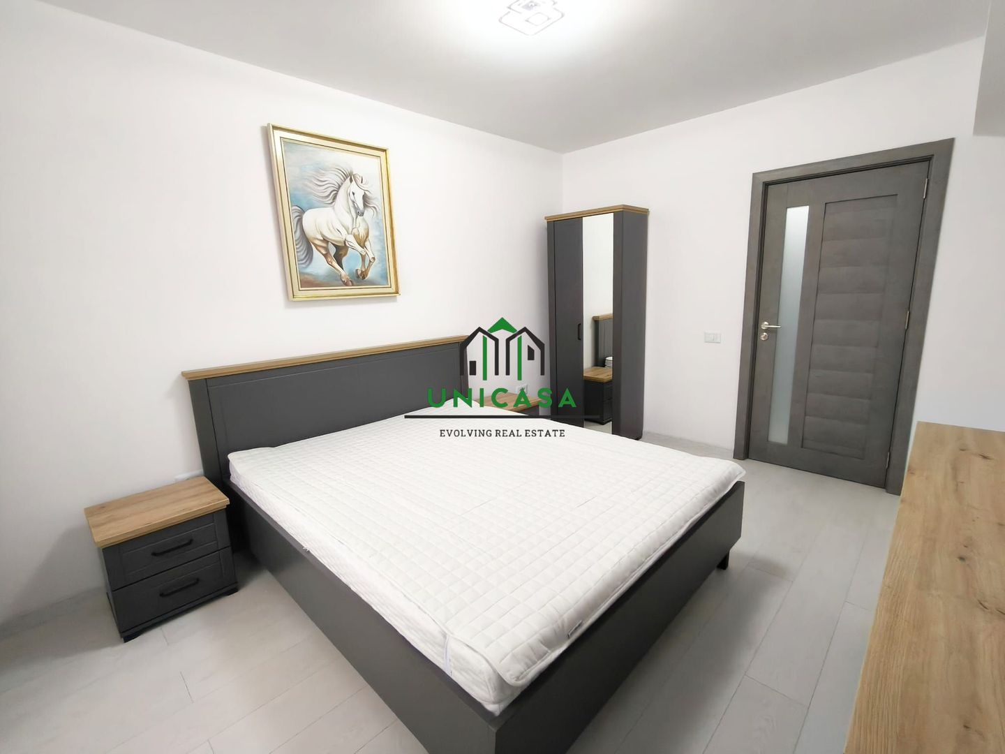 Apartament nou 3 camere – Piața Simian - Poză 11