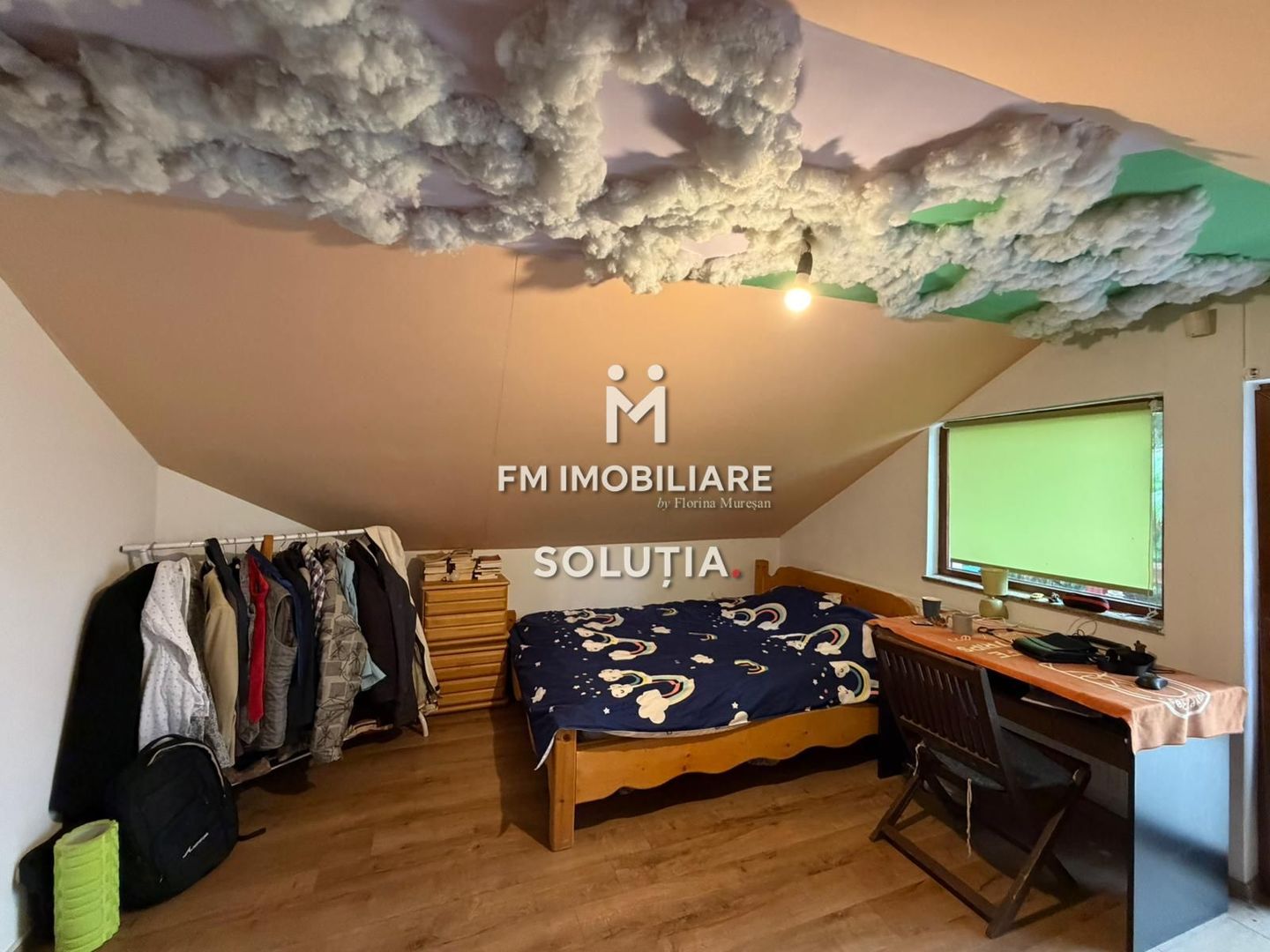 Casă de  vânzare cu vedere panoramică - Poză 17