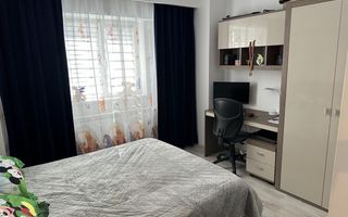 Apartament 3 camere de vanzare, Parc Sebastian - Poză 3