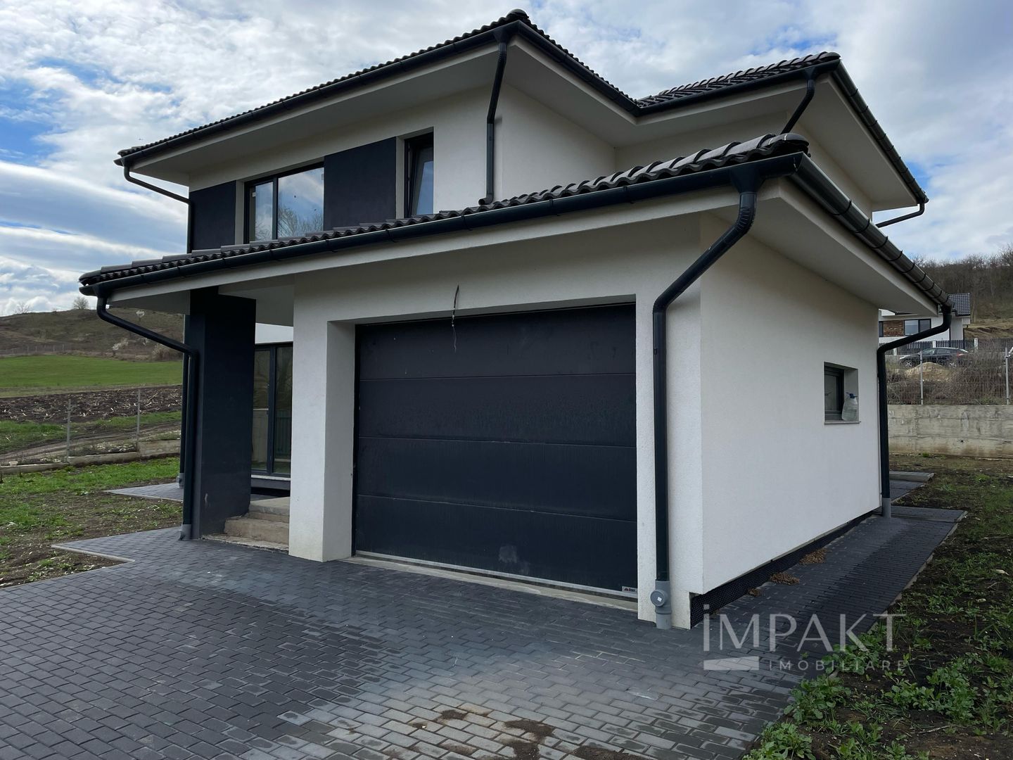 Casa individuala spre vanzare in localitatea Dezmir! - Poză 2